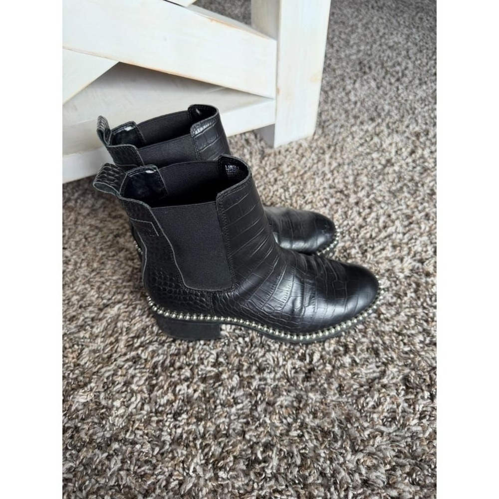Naughty Monkey Black Croc Embossed Studded Lug Sole Chelsea Boots Size 5.5